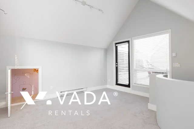 Kitsilano - 2 Bedroom Duplex For Rent in Vancouver at 2023 Whyte Avenue, Vancouver, BC