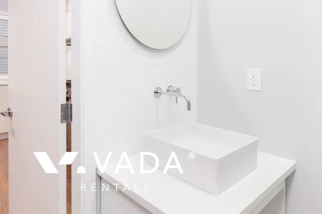 Kitsilano - 2 Bedroom Duplex For Rent in Vancouver at 2023 Whyte Avenue, Vancouver, BC
