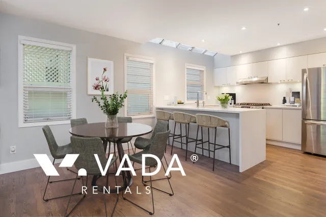 Kitsilano - 2 Bedroom Duplex For Rent in Vancouver at 2023 Whyte Avenue, Vancouver, BC