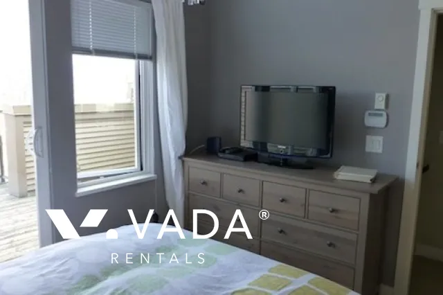 Laurel in Burnaby Hospital - 3 Bedroom Townhouse For Rent in Burnaby at 20 - 3788 Laurel Street, Burnaby, BC