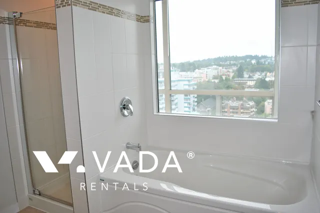 Cambridge Gardens in Fairview - 3 Bedroom Penthouse For Rent in Vancouver at 1902 - 2668 Ash Street, Vancouver, BC