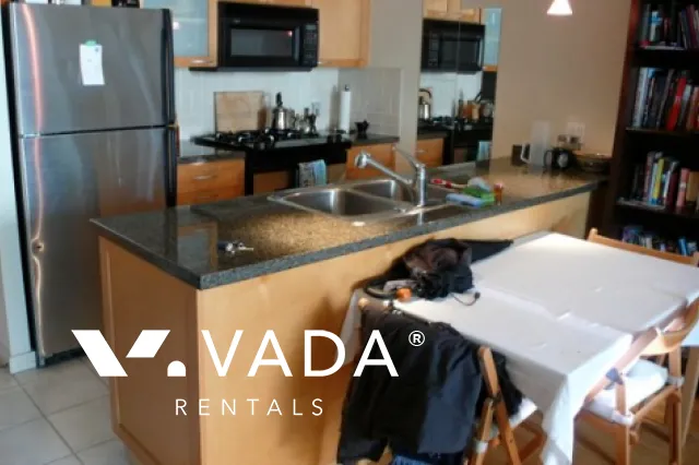 Mondrian in Downtown - 1 Bedroom Apartment For Rent in Vancouver at 2105 - 989 Richards Street, Vancouver, BC