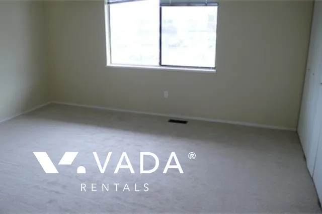Glenacres Village in Saunders - 3 Bedroom Townhouse For Rent in Richmond at 116 - 9700 Glenacres Drive, Richmond, BC