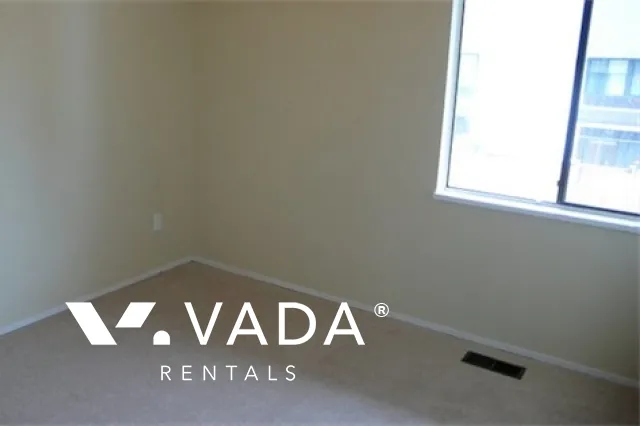 Glenacres Village in Saunders - 3 Bedroom Townhouse For Rent in Richmond at 116 - 9700 Glenacres Drive, Richmond, BC