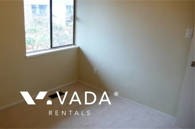 Glenacres Village in Saunders - 3 Bedroom Townhouse For Rent in Richmond at 116 - 9700 Glenacres Drive, Richmond, BC
