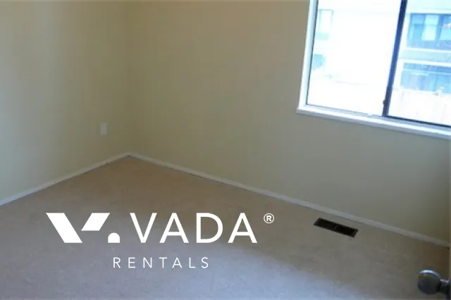 Glenacres Village in Saunders - 3 Bedroom Townhouse For Rent in Richmond at 116 - 9700 Glenacres Drive, Richmond, BC