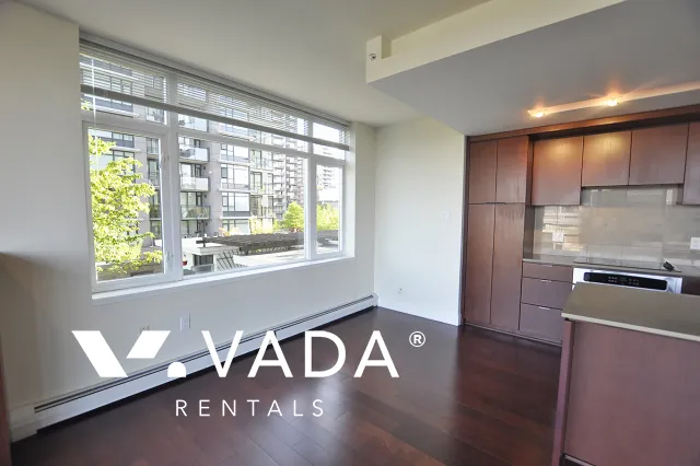 Vista Place in Central Lonsdale - 2 Bedroom Apartment For Rent in North Vancouver at 405 - 1320 Chesterfield Avenue North, North Vancouver, BC, V7M 0A6