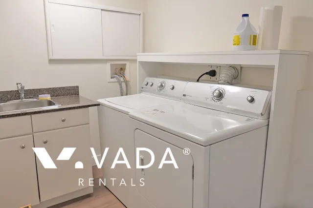 Burnaby Heights - 2 Bedroom Basement For Rent in Burnaby at 4075B Frances Street, Burnaby, BC, V5C 2P5