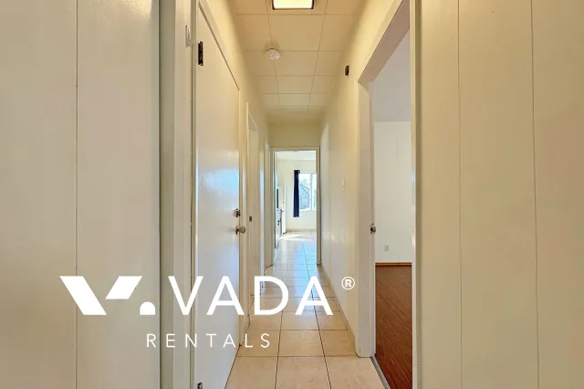 Grandview - 2 Bedroom House (Upper Level) For Rent in Vancouver at 1336B East 11th Avenue, Vancouver, BC