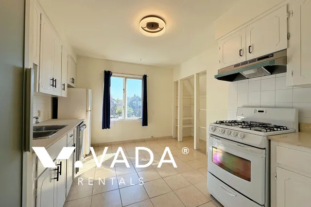 Grandview - 2 Bedroom House (Upper Level) For Rent in Vancouver at 1336B East 11th Avenue, Vancouver, BC