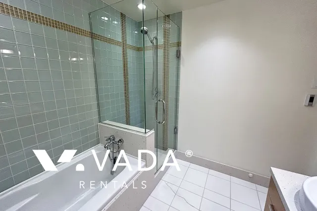 Greenshields in Gastown - 2 Bedroom Apartment For Rent in Vancouver at 508 - 345 Water Street, Vancouver, BC
