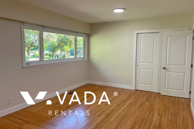 Sentinel Hill - 5 Bedroom House For Rent in West Vancouver at 390 Macbeth Cresent, West Vancouver, BC