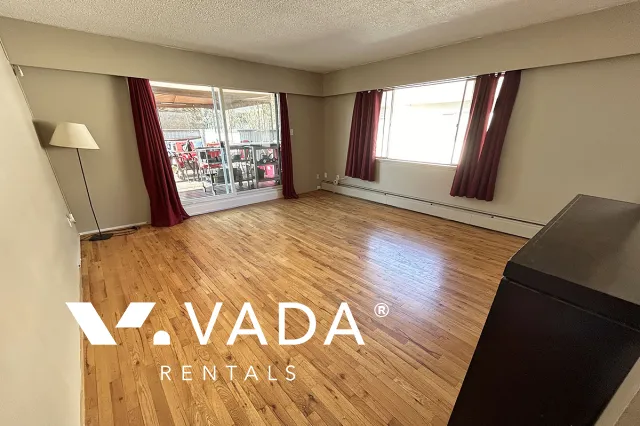Norfolk House in Uptown - 1 Bedroom Apartment For Rent in New Westminster at 301 - 815 Fourth Avenue, New Westminster, BC