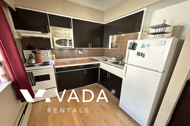 Norfolk House in Uptown - 1 Bedroom Apartment For Rent in New Westminster at 301 - 815 Fourth Avenue, New Westminster, BC