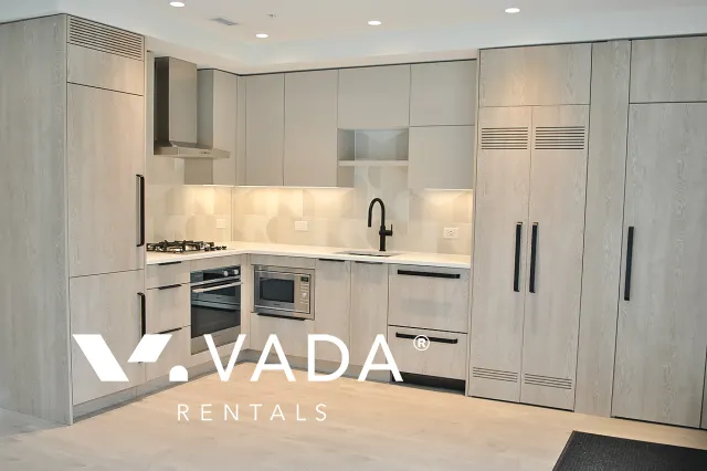 E15 Just off Main in Mount Pleasant East - Studio For Rent in Vancouver at 316 - 322 East 15th Avenue, Vancouver, BC, V5T 0K5