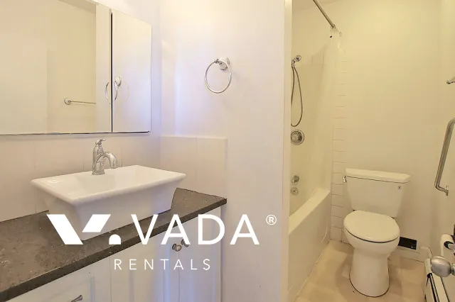 Mount Pleasant East - 2 Bedroom House For Rent in Vancouver at 857A East 12th Avenue, Vancouver, BC