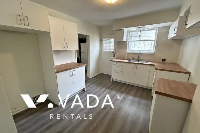Fairview - 2 Bedroom Duplex For Rent in Vancouver at 2820A Fir Street, Vancouver, BC