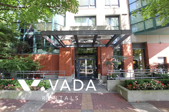 Parkview Tower in Yaletown - 2 Bedroom Apartment For Rent in Vancouver at 302 - 289 Drake Street, Vancouver, BC