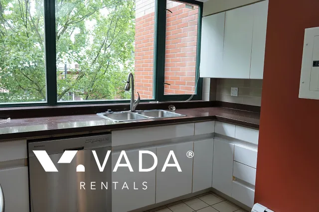 Parkview Tower in Yaletown - 2 Bedroom Apartment For Rent in Vancouver at 302 - 289 Drake Street, Vancouver, BC
