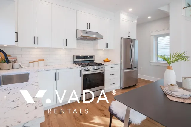 Commercial Drive - 3 Bedroom Duplex For Rent in Vancouver at 1634 East 4th Avenue, Vancouver, BC