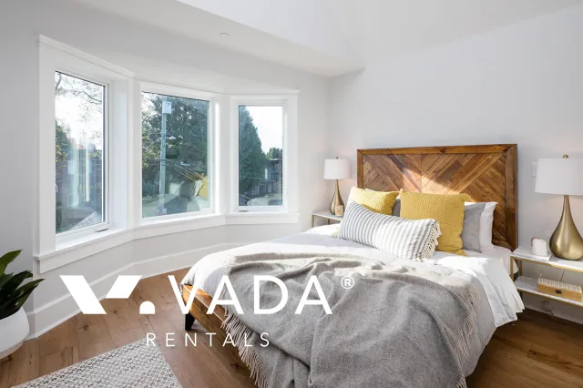 Commercial Drive - 3 Bedroom Duplex For Rent in Vancouver at 1634 East 4th Avenue, Vancouver, BC