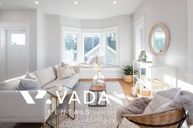 Commercial Drive - 3 Bedroom Duplex For Rent in Vancouver at 1634 East 4th Avenue, Vancouver, BC