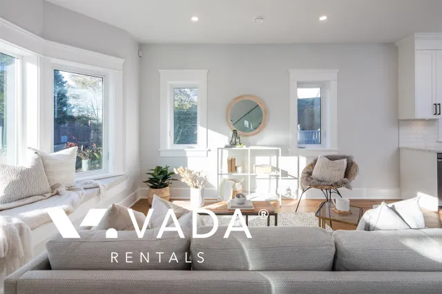 Commercial Drive - 3 Bedroom Duplex For Rent in Vancouver at 1634 East 4th Avenue, Vancouver, BC