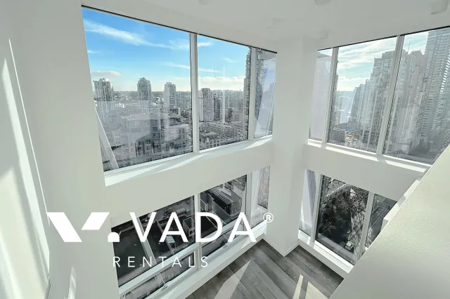8X on The Park in Yaletown - 3 Bedroom Loft For Rent in Vancouver at 1807 - 1111 Richards Street, Vancouver, BC