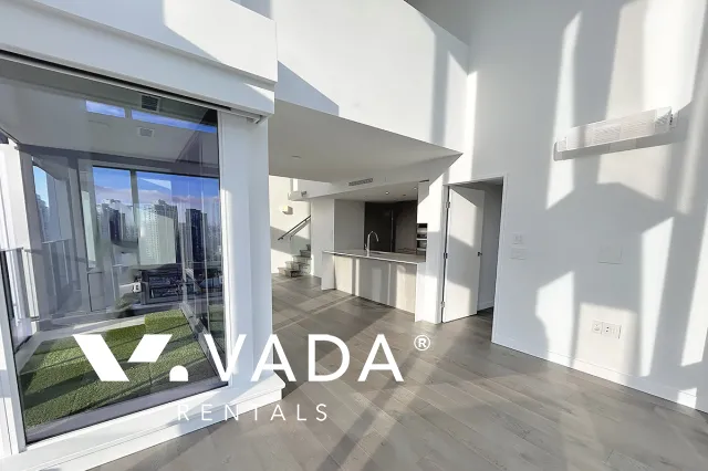 8X on The Park in Yaletown - 3 Bedroom Loft For Rent in Vancouver at 1807 - 1111 Richards Street, Vancouver, BC