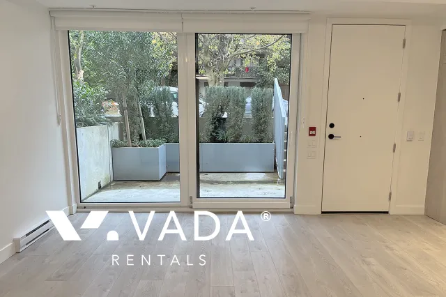 E15 Just off Main in Mount Pleasant East - 1 Bedroom Townhouse For Rent in Vancouver at 324 - 322 East 15th Avenue, Vancouver, BC, V5T 0K5