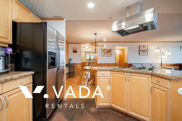 Newport Quay in Southeast False Creek - 2 Bedroom Penthouse For Rent in Vancouver at 1102 - 518 Moberly Road, Vancouver, BC, V5Z 4G3