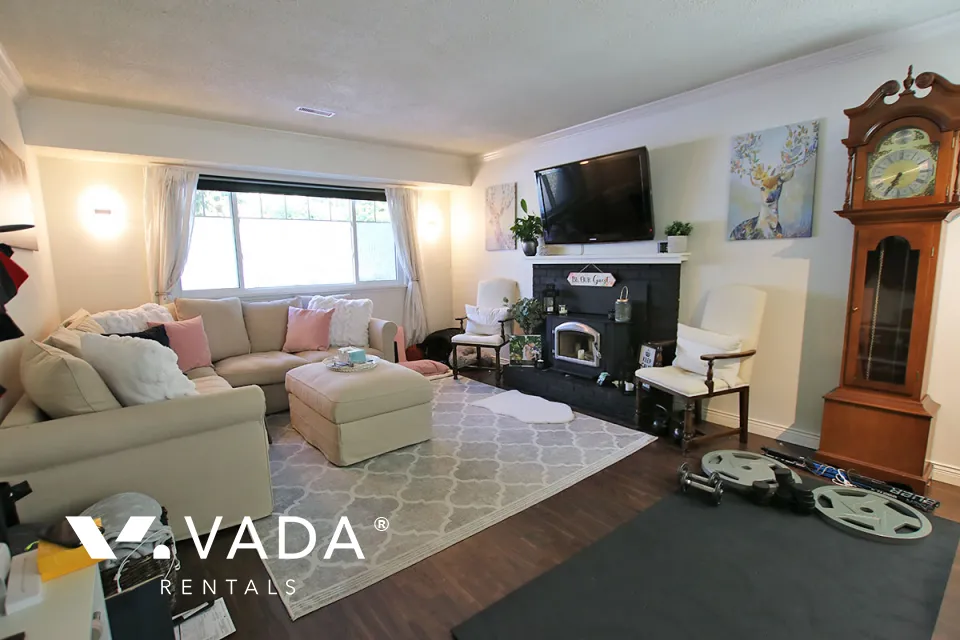 Maplewood - 2 Bedroom Garden Suite For Rent in North Vancouver at 525B Riverside Drive, North Vancouver, BC