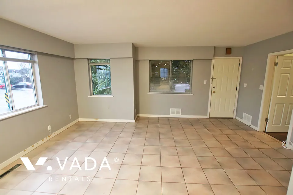 Hastings Sunrise - 4 Bedroom House For Rent in Vancouver at 796 Renfrew Street, Vancouver, BC