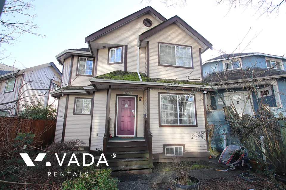 Renfrew Collingwood - 3 Bedroom House For Rent in Vancouver at 2250 East 30th Avenue, Vancouver, BC