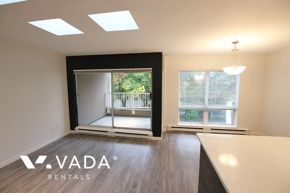 Monte Carlo in Fairview - 1 Bedroom Apartment For Rent in Vancouver at 402 - 985 West 10th Avenue, Vancouver, BC