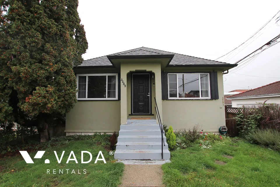 Renfrew Collingwood - 2 Bedroom House (Upper Level) For Rent in Vancouver at 3289 East 25th Avenue, Vancouver, BC