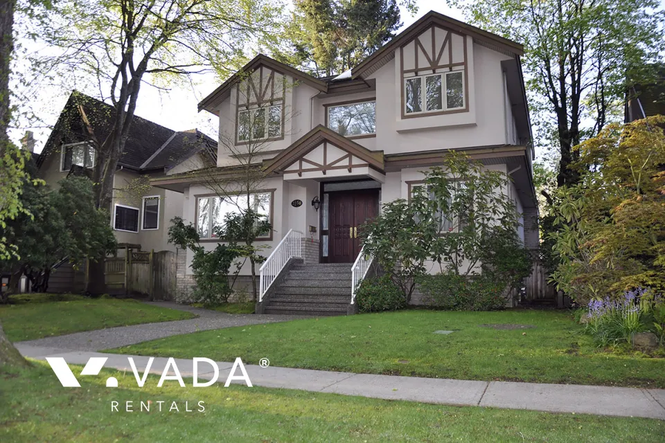Dunbar - 5 Bedroom House For Rent in Vancouver at 3250 West 24th Avenue, Vancouver, BC, V6L 1R9