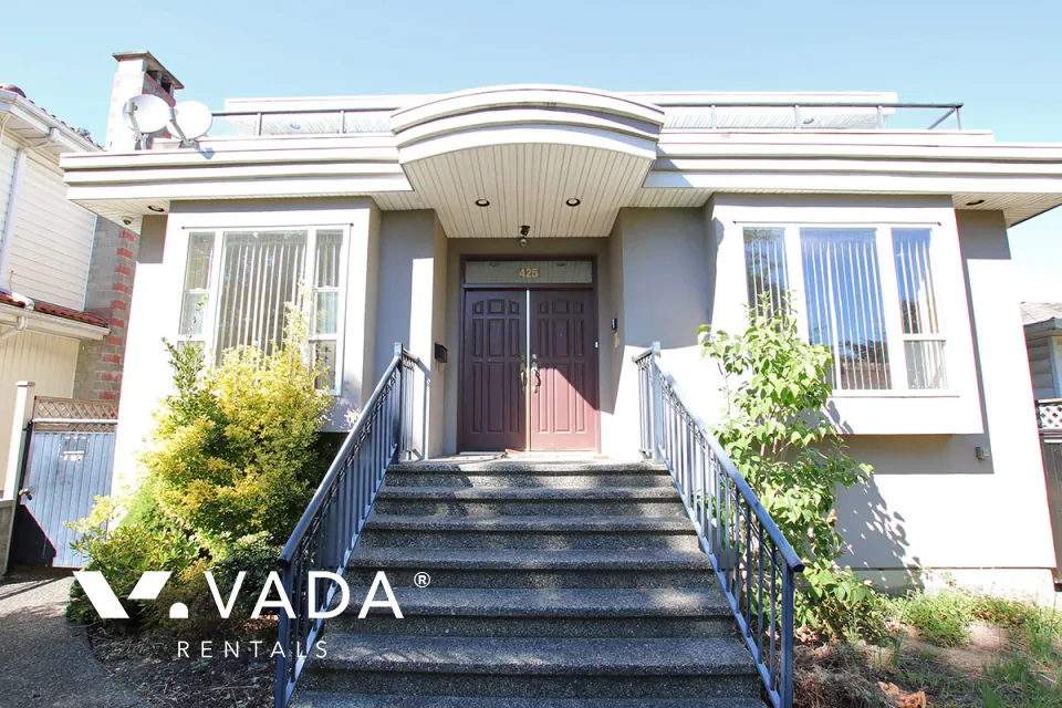 Victoria Fraserview - 2 Bedroom House (Upper Level) For Rent in Vancouver at 425 East 64th Avenue, Vancouver, BC