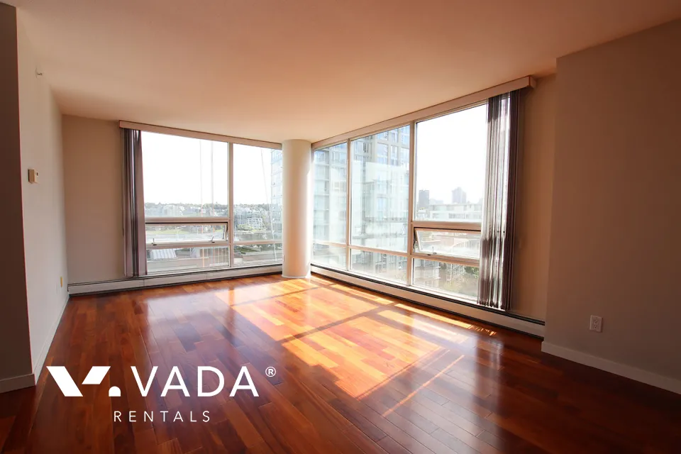 Peninsula in Yaletown - 2 Bedroom Apartment For Rent in Vancouver at 1201 Marinaside Crescent, Vancouver, BC
