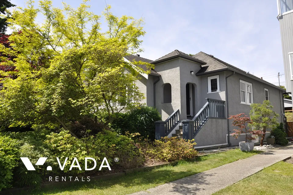 Dunbar - 3 Bedroom House For Rent in Vancouver at 3755 Blenheim Street, Vancouver, BC