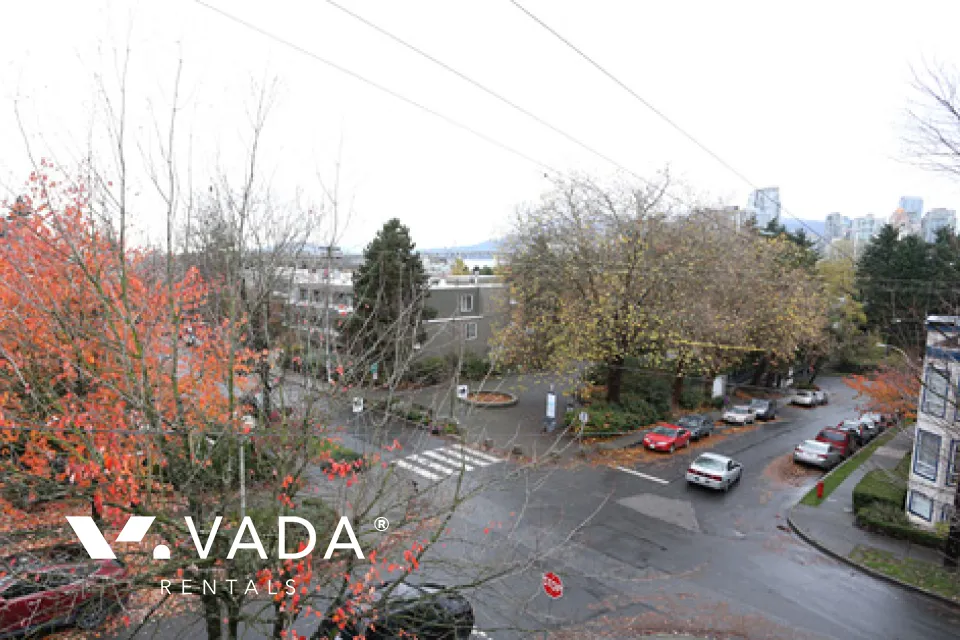 Laurel Court in Fairview - 1 Bedroom Townhouse For Rent in Vancouver at 46 - 870 West 7th Avenue, Vancouver, BC