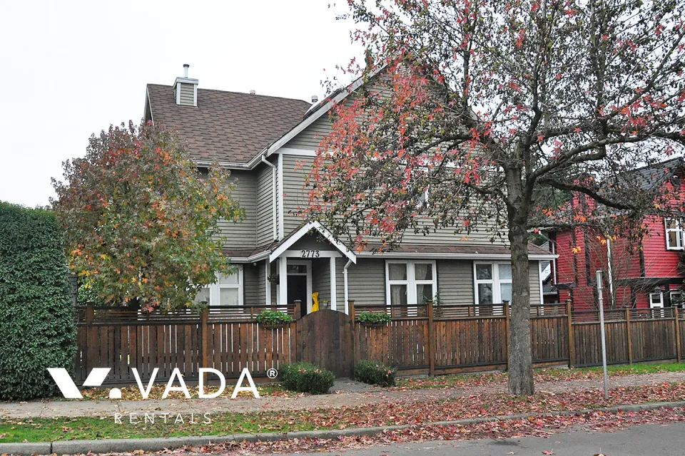 Mount Pleasant West - 3 Bedroom Duplex For Rent in Vancouver at 2773 Manitoba Street, Vancouver, BC