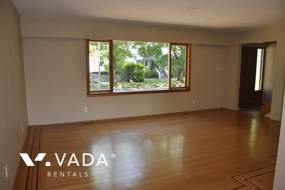 Dunbar - 5 Bedroom House For Rent in Vancouver at 3876 West 36th Avenue, Vancouver, BC