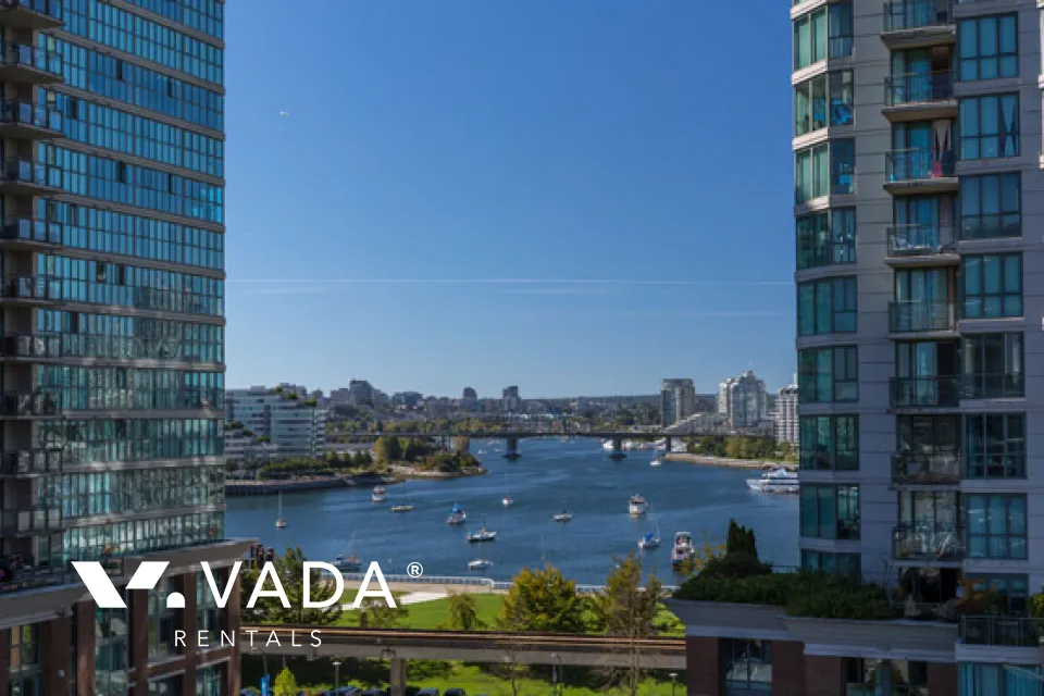 Sussex in Southeast False Creek - 1 Bedroom Apartment For Rent in Vancouver at 1006 - 189 National Avenue, Vancouver, BC
