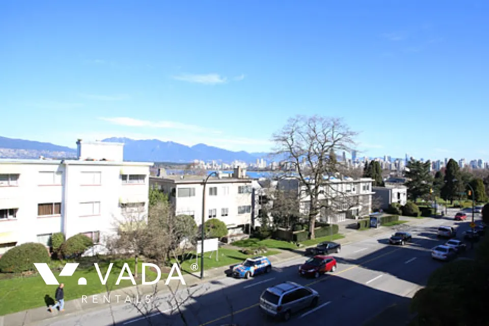 Oceans Door in Kitsilano - Studio For Rent in Vancouver at 310 - 2450 Cornwall Street, Vancouver, BC