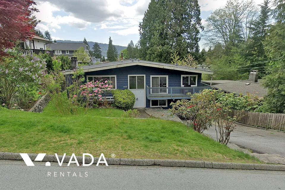 Deep Cove - 3 Bedroom House For Rent in North Vancouver at 4657 Cove Cliff Road, North Vancouver, BC