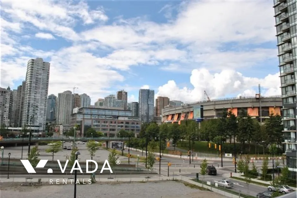 Mariner in Yaletown - Furnished 1 Bedroom Apartment For Rent in Vancouver at 501 - 918 Cooperage Way, Vancouver, BC