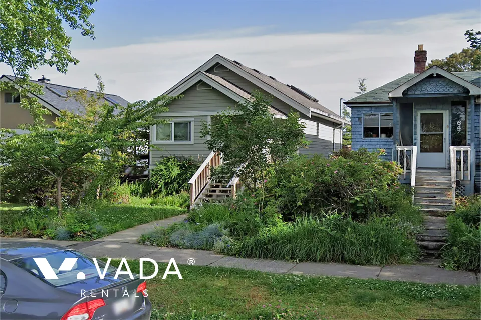 Riley Park - 1 Bedroom Basement For Rent in Vancouver at 639 East 31st Avenue, Vancouver, BC
