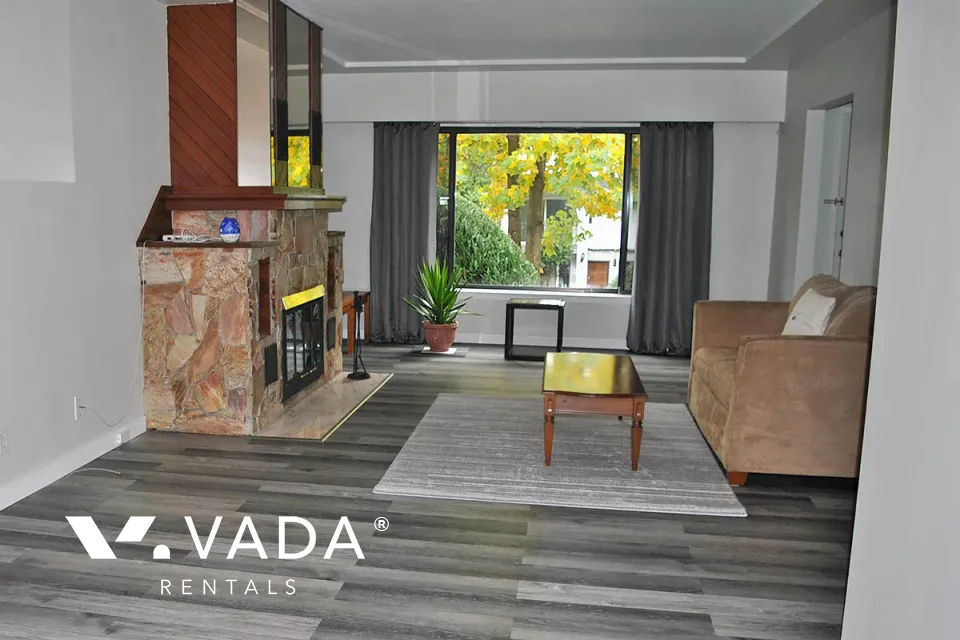 Marpole - 3 Bedroom Duplex For Rent in Vancouver at 819 West 68th Avenue, Vancouver, BC