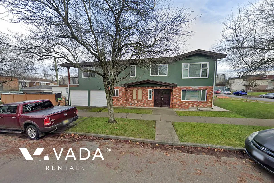 Kensington - 3 Bedroom House (Upper Level) For Rent in Vancouver at 4464 Sidney Street, Vancouver, BC